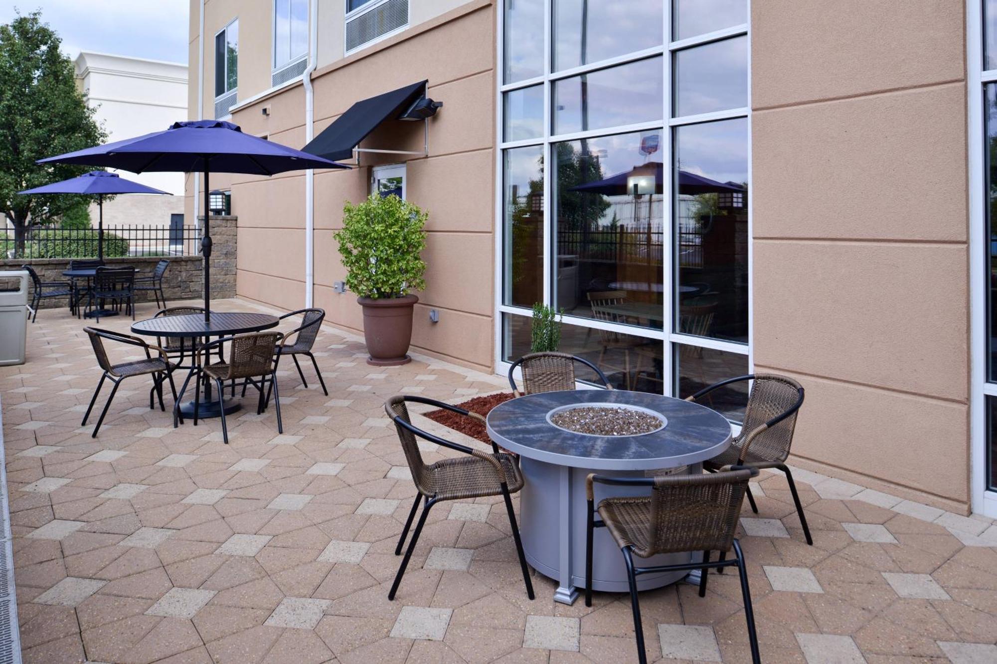 Fairfield Inn And Suites By Marriott Birmingham Pelham/I-65 Exterior foto